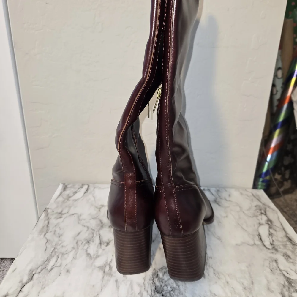 Vince Camuto reposhing this